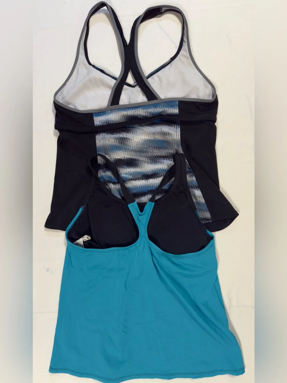 Nike Womens XL Tankini Swim Tops Racerback Athletic Swimsuit Lot of 2